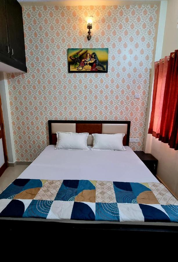 Aditya Premium Homestay- Furnished Air Conditioned- 2Bhk Jabalpur Luaran gambar