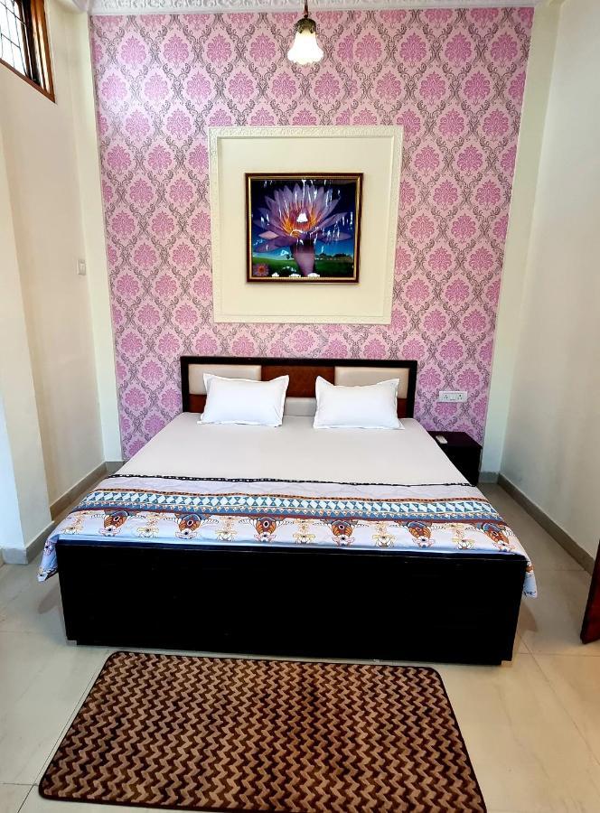 Aditya Premium Homestay- Furnished Air Conditioned- 2Bhk Jabalpur Luaran gambar