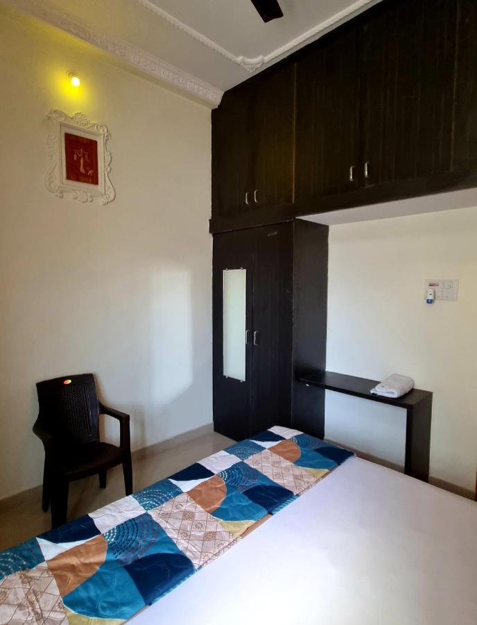 Aditya Premium Homestay- Furnished Air Conditioned- 2Bhk Jabalpur Luaran gambar