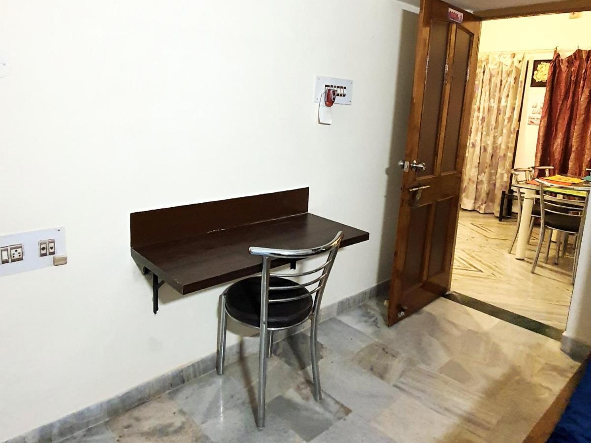 Aditya Premium Homestay- Furnished Air Conditioned- 2Bhk Jabalpur Luaran gambar