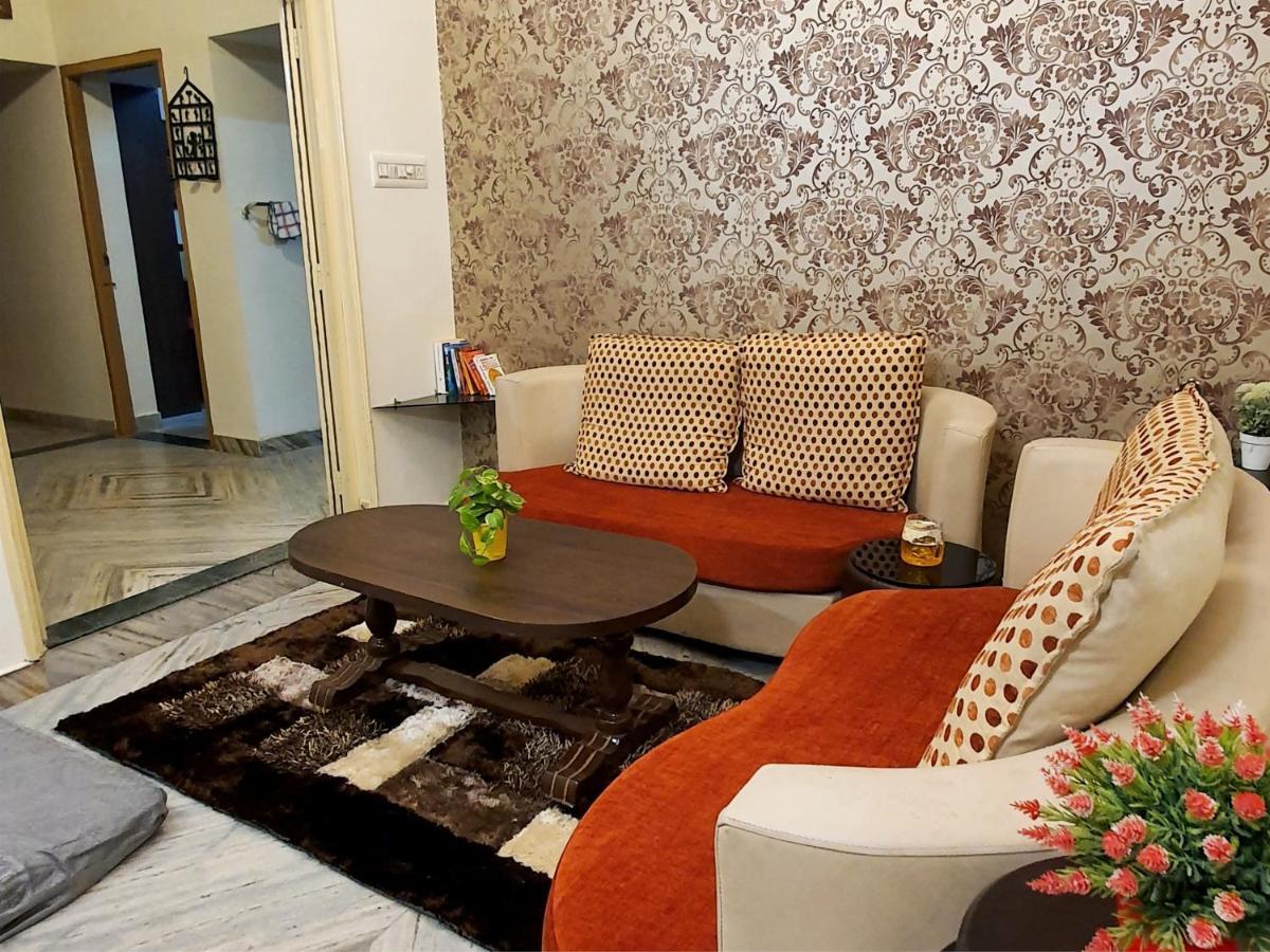 Aditya Premium Homestay- Furnished Air Conditioned- 2Bhk Jabalpur Luaran gambar