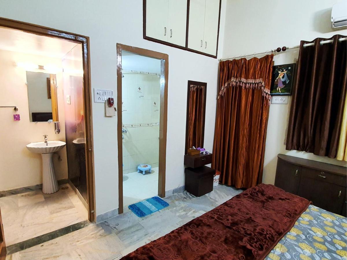 Aditya Premium Homestay- Furnished Air Conditioned- 2Bhk Jabalpur Luaran gambar